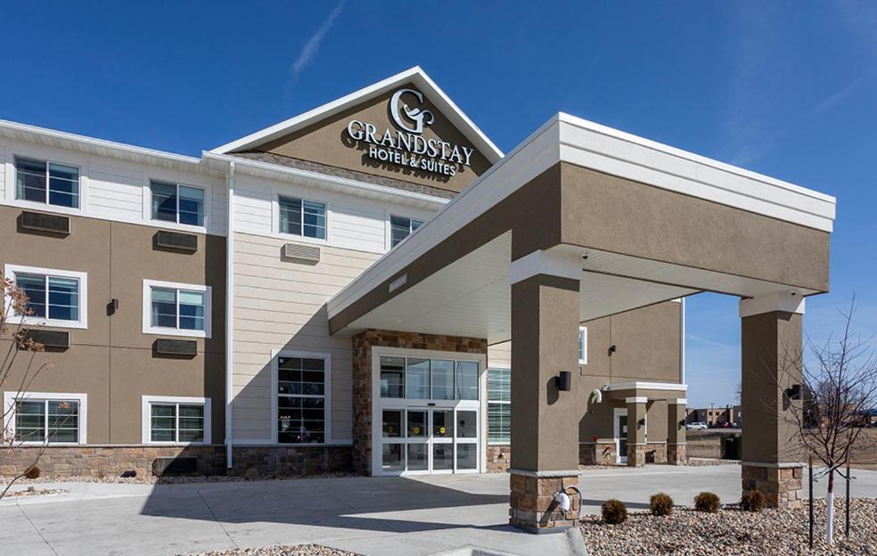 Grandstay Hotel & Suites Algona Екстериор снимка